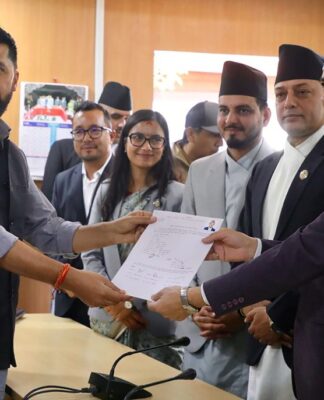 सभामुख पदमा रास्वपाका डीपी अर्यालको उम्मेदवारी दर्ता डीपी अर्यालको सभामुख उम्मेदवारी