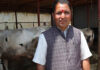 कोरोना संकटपछि गाउँ फर्किएर सफल किसान बनेका बलरामको कमाई मासिक २ लाख बचत