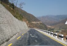 बीपी राजमार्गको काभ्रे खण्डमा पाँच दिन राति सवारी चलाउन रोक बीपी कोइराला राजमार्गको प्रतिनिधिमूलक तस्बिर