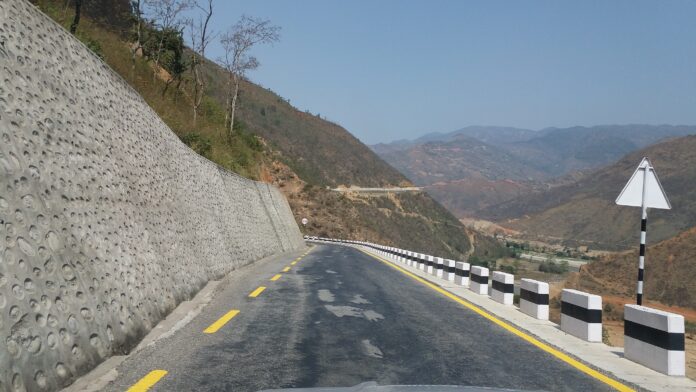 बीपी कोइराला राजमार्गको प्रतिनिधिमूलक तस्बिर