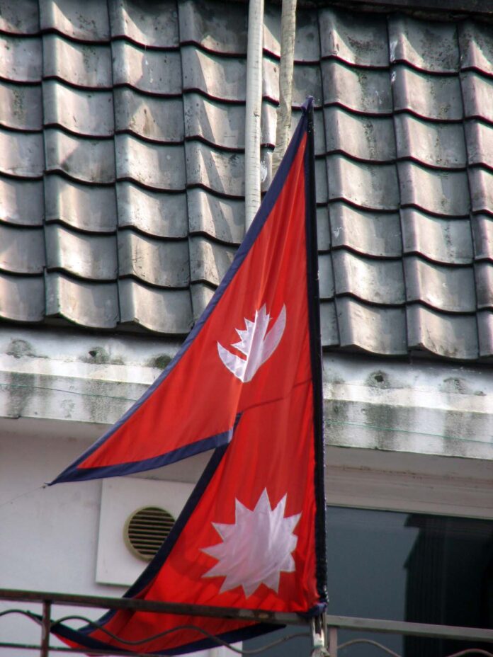 नेपाल–जापान सम्बन्धको प्रतिनिधिमूलक तस्बिर जापानमा रहेको नेपालको राष्ट्रिय झण्डा