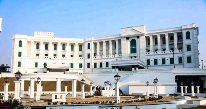 नेपाल राष्ट्र बैंकको नयाँ भवन नेपाल राष्ट्र बैंकको नयाँ केन्द्रीय कार्यालय भवन