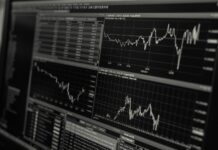 NEPSE १५.४३ अंकले घट्यो, बुधबार ४.१९ अर्ब रुपैयाँको कारोबार नेपालको सेयर बजार विश्लेषणका लागि प्रयोग गरिएको स्टक मार्केट चार्ट