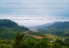 नेपालको सडकमा यात्रु बोकेको बसको प्रतिनिधिमूलक दृश्य